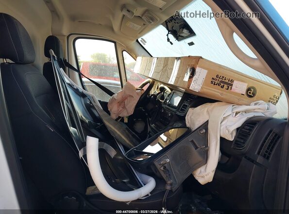 3C6LRVDG6NE113934 2022 RAM PROMASTER 2500 Белый Вид салона спереди