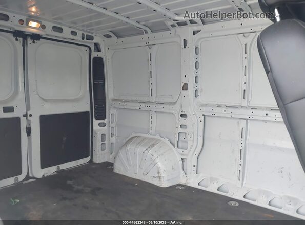3C6LRVNG1RE128555 2024 RAM PROMASTER 1500 White VIN կոդի պիտակի տեսք