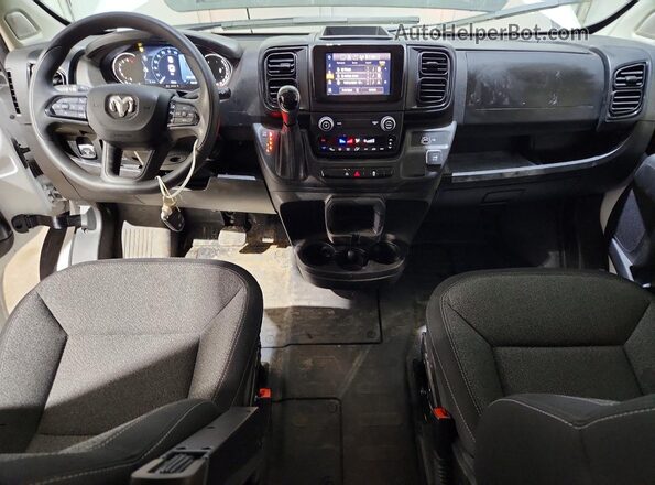 3C6LRVVG0SE543484 2025 RAM PROMASTER Белый Вид панели приборов
