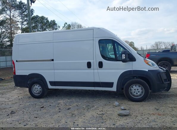 3C6TRVCG8KE526483 2019 RAM PROMASTER 2500 Белый Вид задней части салона