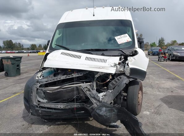 3C6TRVCG9JE113017 2018 RAM PROMASTER 2500 Белый Вид спереди