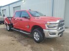2026 Ram 2500 Big Horn Красный vin: 3C6UR5DJ0TG197945 Damage: Right Rear Door, Severe Damage, Replacement Required