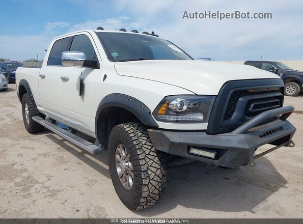 3C6UR5GL6HG609323 2017 RAM 2500 Белый Передняя правая четверть