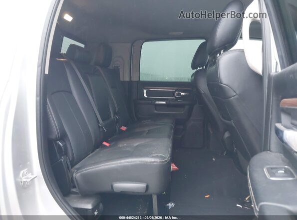3C6UR5NL7JG213622 2018 RAM 2500 Серебряный Вид наклейки с VIN-кодом