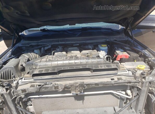 3C6UR5TL4NG372154 2022 RAM 2500 Черный Вид задней части салона