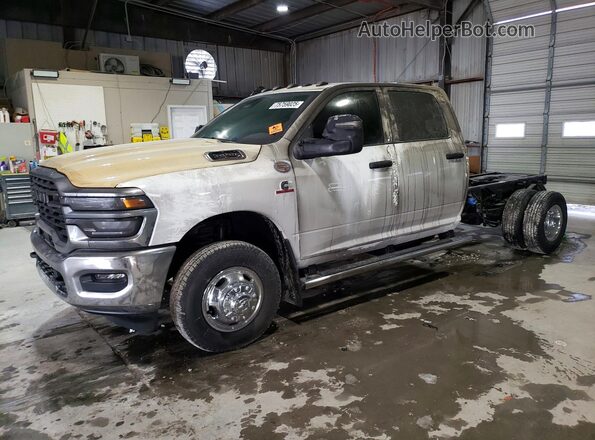 3C7WRTCL6TG224786 2026 RAM 3500 Белый Передняя левая четверть