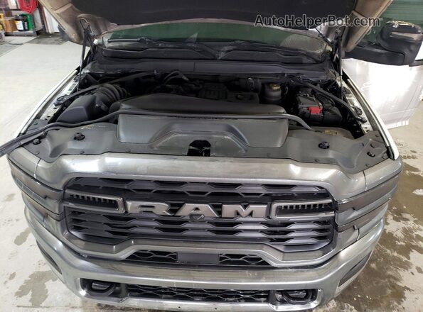 3C7WRTCL6TG224786 2026 RAM 3500 Белый Вид задней части салона
