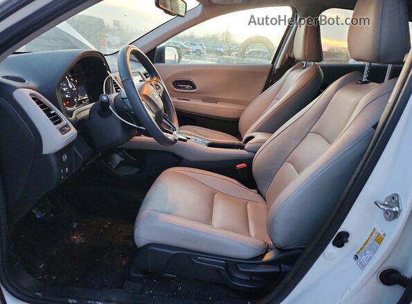 3CZRU5H76MM704033 2021 HONDA HR-V White Front interior view