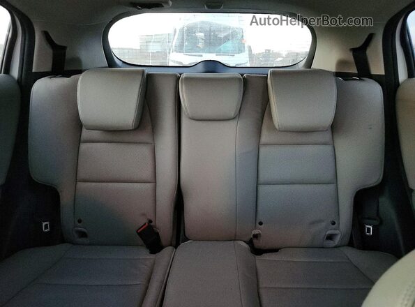 3CZRU5H76MM704033 2021 HONDA HR-V White Rear seats view