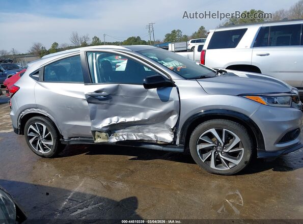 3CZRU6H18KG720182 2019 HONDA HR-V Серебряный Вид задней части салона