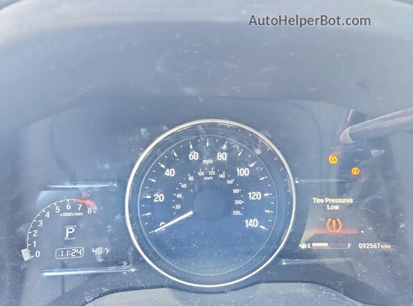 3CZRU6H58KM740372 2019 HONDA HR-V White Instrument cluster view