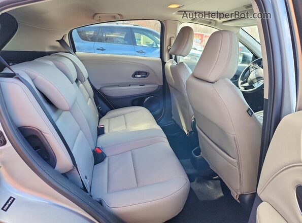3CZRU6H70LM736108 2020 HONDA HR-V Серебряный Вид задних сидений
