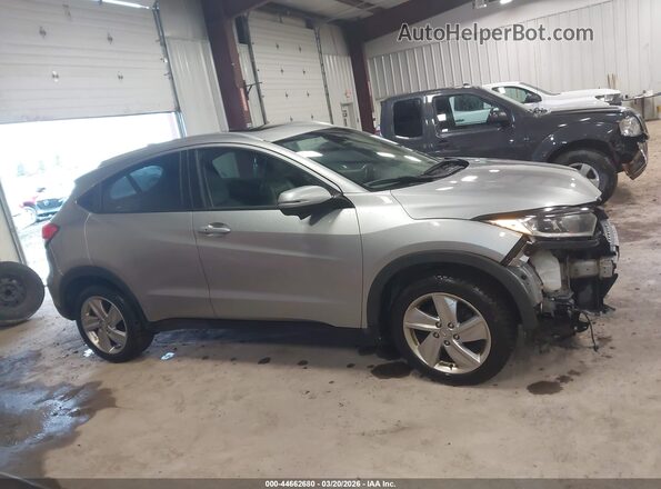 3CZRU6H73LM736099 2020 HONDA HR-V Серебряный Вид задней части салона