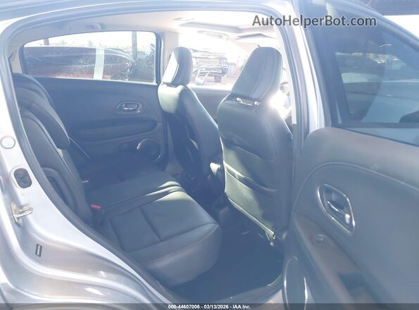 3CZRU6H9XKM729666 2019 HONDA HR-V Gray VIN კოდის სტიკერის ხედი