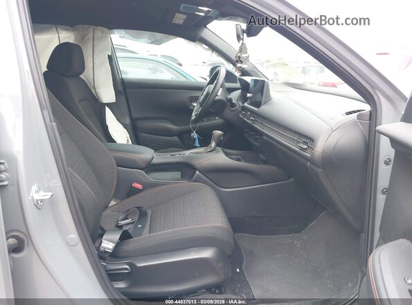 3CZRZ1H58TM710360 2026 HONDA HR-V Gray Widok wnętrza z przodu
