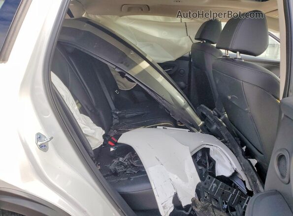 3CZRZ1H72TM715040 2026 HONDA HR-V White Սալոնի հետևի տեսք