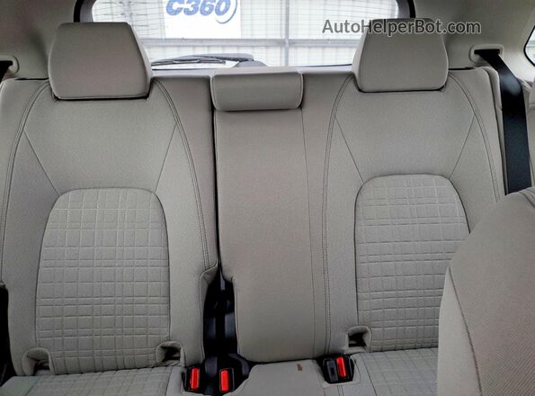3CZRZ2H32TM722704 2026 HONDA HR-V Silver Widok tylnych siedzeń