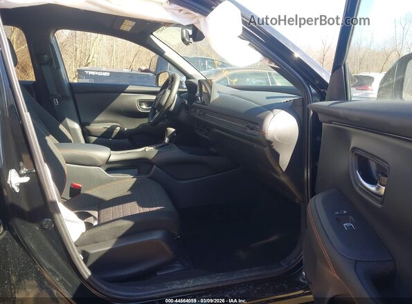 3CZRZ2H57TM751813 2026 HONDA HR-V Черный Вид салона спереди