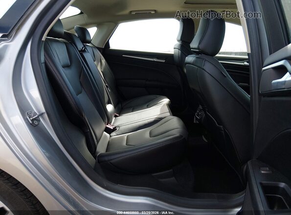 3FA6P0D95LR199085 2020 FORD FUSION Серебряный Вид наклейки с VIN-кодом