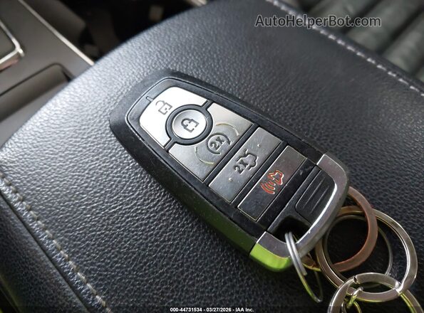 3FA6P0HD6HR137233 2017 FORD FUSION Белый Вид панели приборов