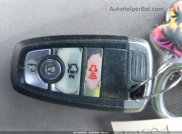 3FA6P0HD7JR255331 2018 FORD FUSION Золотой Вид панели приборов