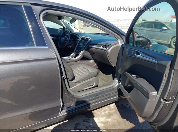 3FA6P0LU0GR406039 2016 FORD FUSION HYBRID Серый Вид салона спереди