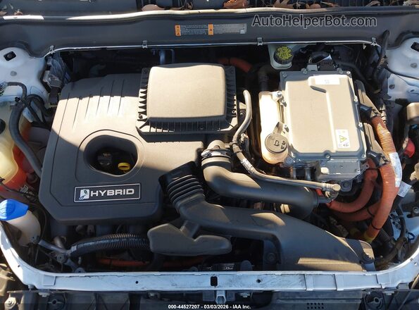 3FA6P0LU1GR342268 2016 FORD FUSION HYBRID Белый Вид сзади