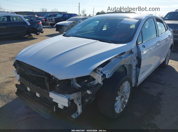 3FA6P0LU1GR342268 2016 FORD FUSION HYBRID Белый Вид спереди