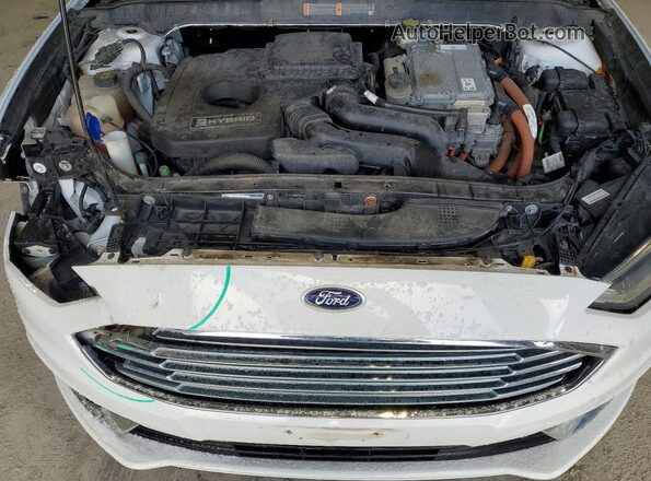 3FA6P0LU2HR254184 2017 FORD FUSION Белый Вид задней части салона