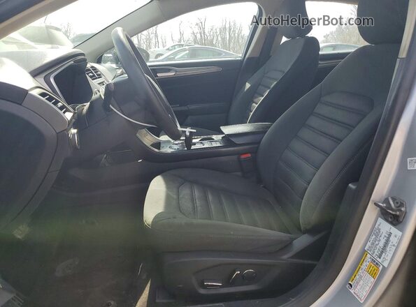 3FA6P0LU3HR285363 2017 FORD FUSION Silver Widok wnętrza z przodu