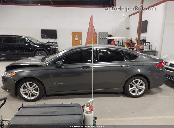 3FA6P0LU3JR213472 2018 FORD FUSION HYBRID Gray 360 interior view