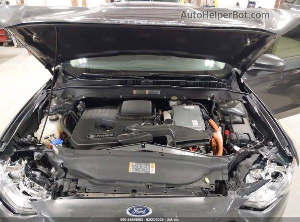 3FA6P0LU3JR213472 2018 FORD FUSION HYBRID Gray Rear view