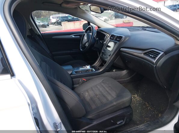 3FA6P0LU5KR157939 2019 FORD FUSION HYBRID Белый Вид салона спереди