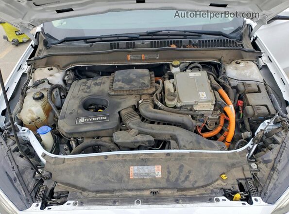 3FA6P0LU5LR266399 2020 FORD FUSION Белый Вид задней части салона
