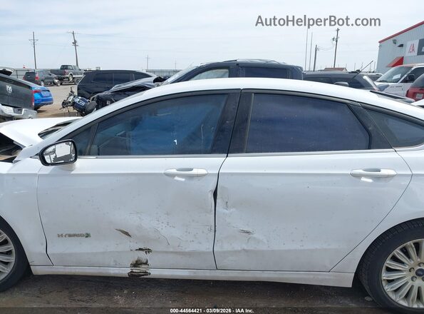 3FA6P0LU7GR397890 2016 FORD FUSION HYBRID White 360 interior view