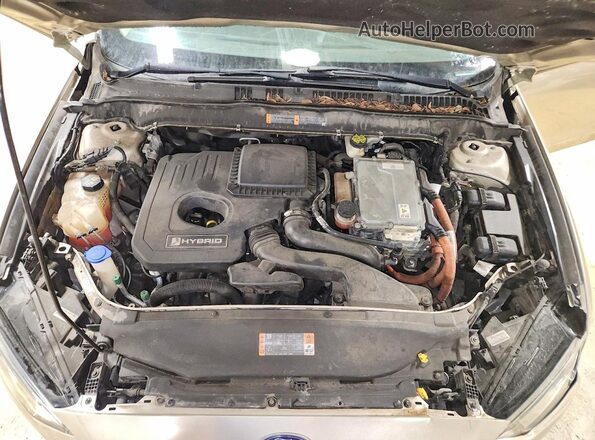 3FA6P0LUXHR171912 2017 FORD FUSION Beige Widok wnętrza z tyłu