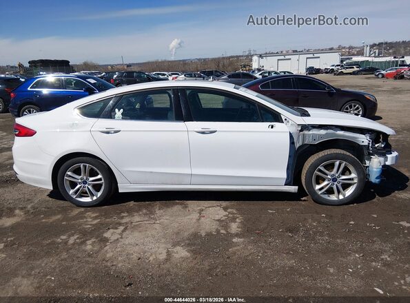 3FA6P0LUXJR138902 2018 FORD FUSION HYBRID White Вид задньої частини салону