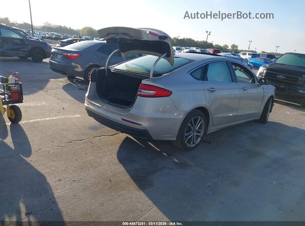3FA6P0RU0KR257552 2019 FORD FUSION HYBRID Черный Задняя правая четверть