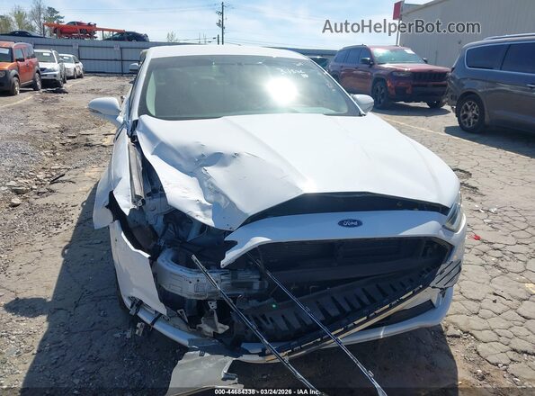 3FA6P0RUXJR120424 2018 FORD FUSION HYBRID Белый Вид спереди