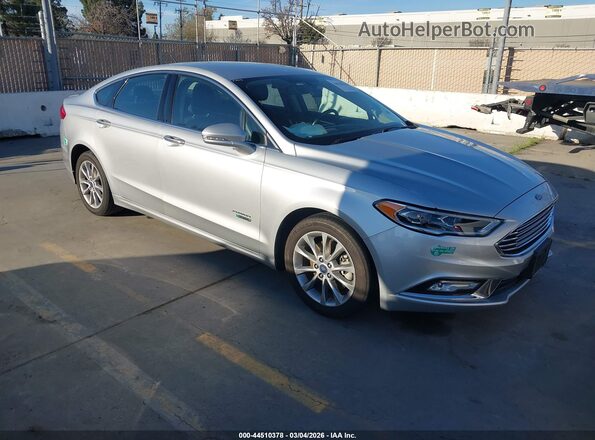 3FA6P0SU3HR329976 2017 FORD FUSION ENERGI Серебряный Передняя правая четверть