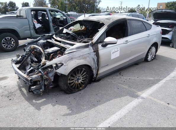 3FA6P0UU7GR218603 2016 FORD FUSION HYBRID Серебряный Передняя левая четверть