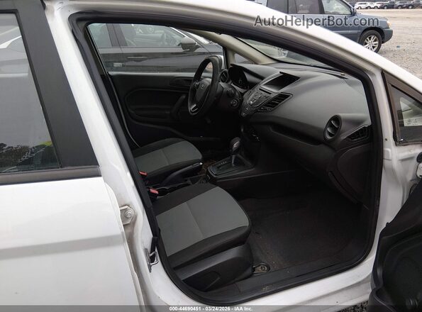 3FADP4AJ1GM162003 2016 FORD FIESTA Серый Вид салона спереди