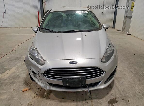 3FADP4AJ7KM103160 2019 FORD FIESTA Silver Widok z przodu