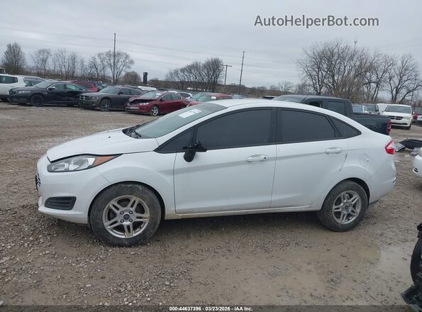 3FADP4BJ0KM137973 2019 FORD FIESTA Белый Панорамный вид салона 360°