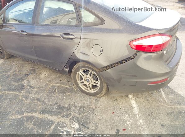 3FADP4BJ1JM129671 2018 FORD FIESTA Gray Widok z przodu