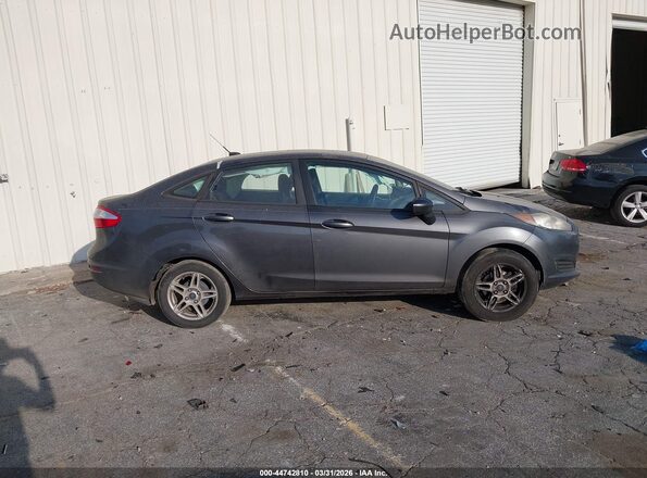 3FADP4BJ1JM129671 2018 FORD FIESTA Gray Widok wnętrza z tyłu