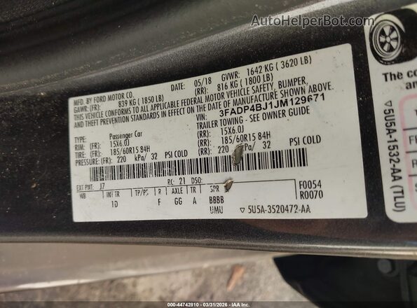 3FADP4BJ1JM129671 2018 FORD FIESTA Gray Widok komory silnika