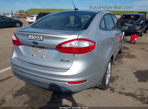 3FADP4BJ2KM105297 2019 FORD FIESTA Silver Tył prawy