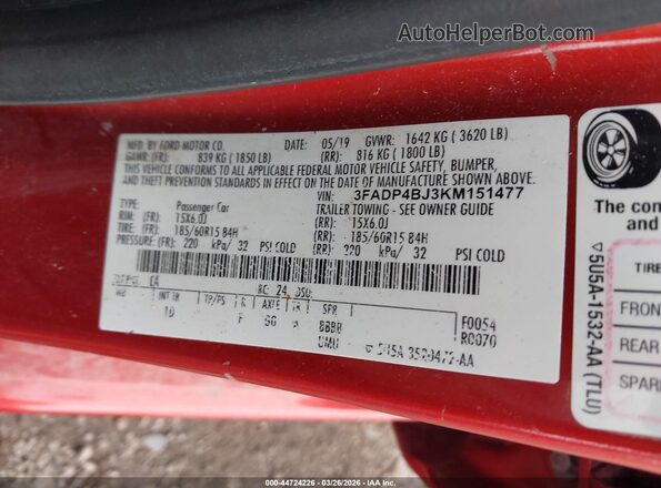 3FADP4BJ3KM151477 2019 FORD FIESTA Red Widok komory silnika