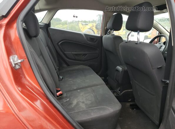 3FADP4BJ4KM125972 2019 FORD FIESTA Red Vista de los asientos traseros
